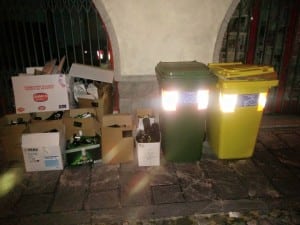 bidoni ammassati tolmezzo