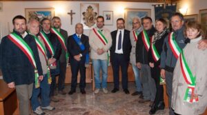 I sindaci friulani e il Presidente Fontanini in Municipio a Sappada (Foto Solero)