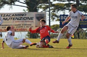 Davide Gregorutti nel derby 2014-15