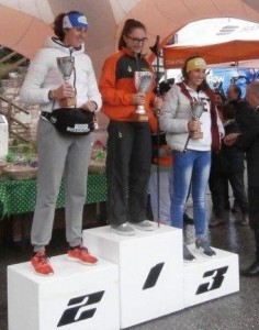 Cristina Pittin (al centro) vince nelle Aspiranti