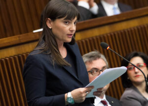 Debora Serracchiani (Presidente Regione Friuli Venezia Giulia) interviene alla cerimonia del cinquantesimo anniversario della prima seduta dell'Assemblea regionale del Friuli Venezia Giulia - Trieste 26/05/2014