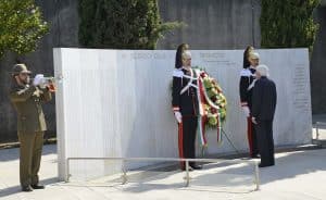 65023_1mattarellaCimiteroGemona6mag16