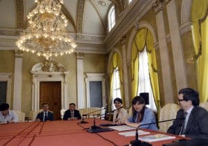 Debora Serracchiani (Presidente Regione Friuli Venezia Giulia) al Tavolo per la firma dell'atto di transazione con i soggetti aggiudicatari definitivi dei lavori per il terzo lotto della terza corsia dell'autostrada A4 Venezia-Trieste [Fossalta di Portogruaro (VE) - Gonars (UD)] - Trieste 23/06/2016