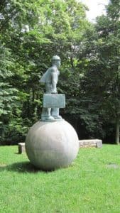 monumento emigrante12