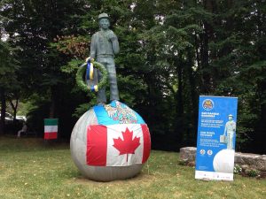 monumento emigrante donato dai fratelli Collavino imprenditori canadesi