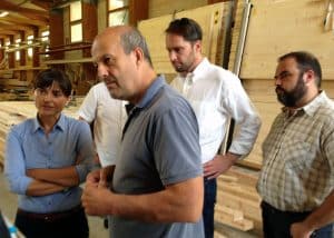 Debora Serracchiani (Presidente Regione Friuli Venezia Giulia) visita la Diemme Legno S.n.c., con Vittorio Di Marco (Titolare), Cristiano Shaurli (Assessore regionale Risorse agricole e forestali) e Ivan Buzzi (Sindaco Pontebba) - Pontebba 02/08/2016
