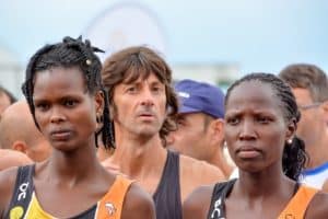 maratonina_le-keniane-alla-partenza