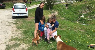 Ritrovate sane e salve le gemelline di 4 anni scomparse da casa a Tarcento Ritrovate sane e salve le gemelline di 4 anni scomparse da casa a Tarcento