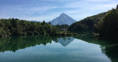 Un libro racconta la costruzione della diga e la creazione del lago di Verzegnis Un libro racconta la costruzione della diga e la creazione del lago di Verzegnis
