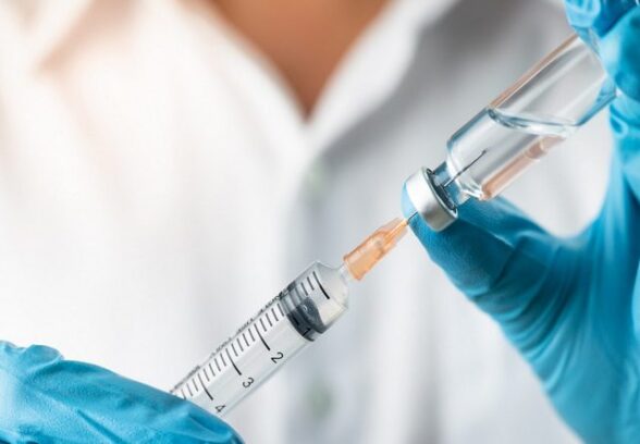 Vaccini antinfluenzali in Carnia, le date per i cittadini senza medico di base
