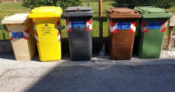 Raccolta rifiuti a Tolmezzo, calendario modificato in occasione delle festività