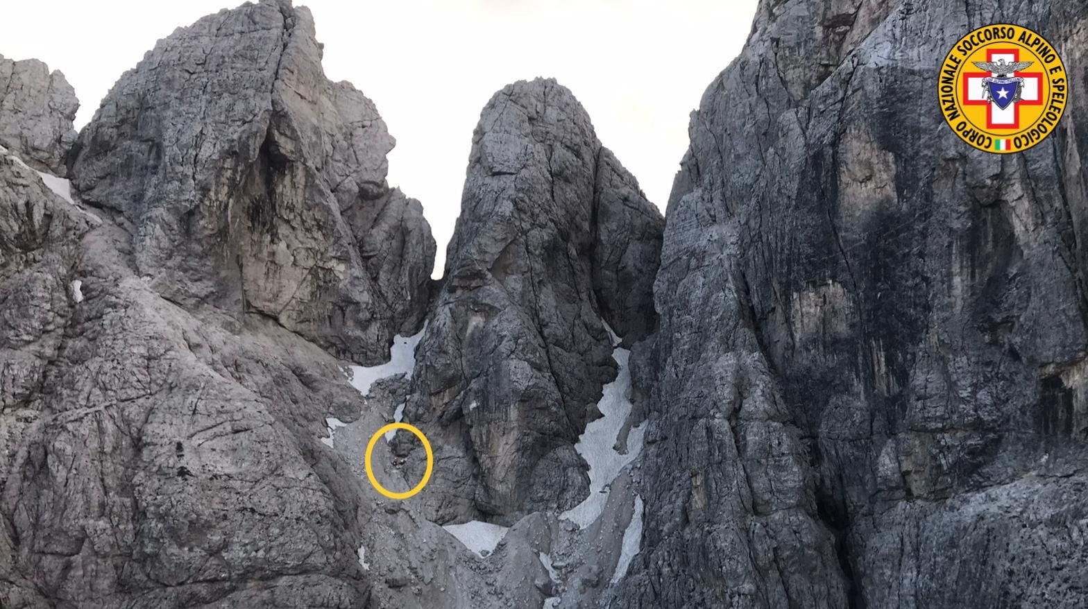 Ferito dopo una caduta in montagna, elisoccorso in azione nel ...