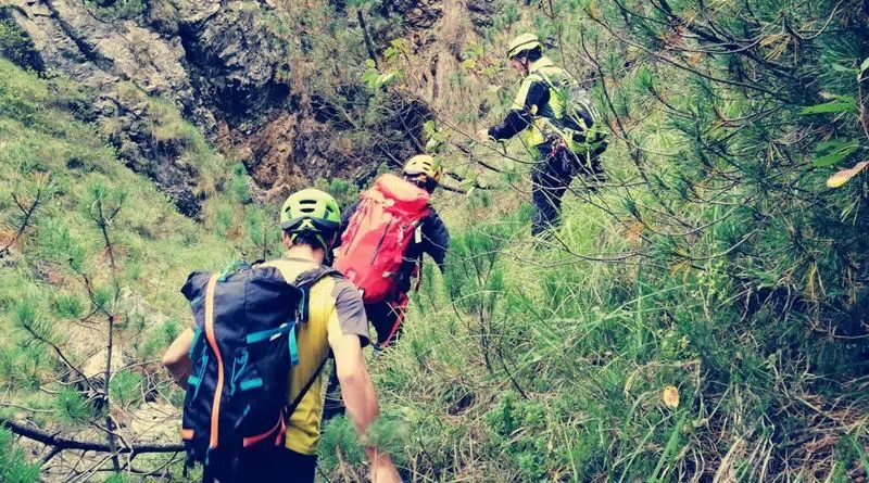 Si infortuna mentre è impegnato nel trail running sul Cuarnan, soccorsi in azione