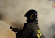 Notte intensa per i Vigili del Fuoco: 21 interventi tra incendi e roghi boschivi