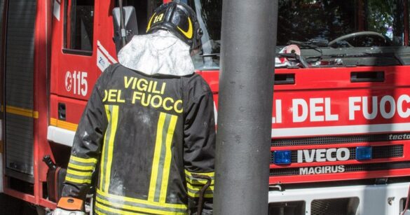 Incendio in un’abitazione a Carpacco, esplode una bombola: nessun ferito