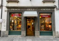Tolmezzo, alla Bottega del Mondo l’incontro “Rivestiamoci: dalla fast fashion alla moda consapevole”