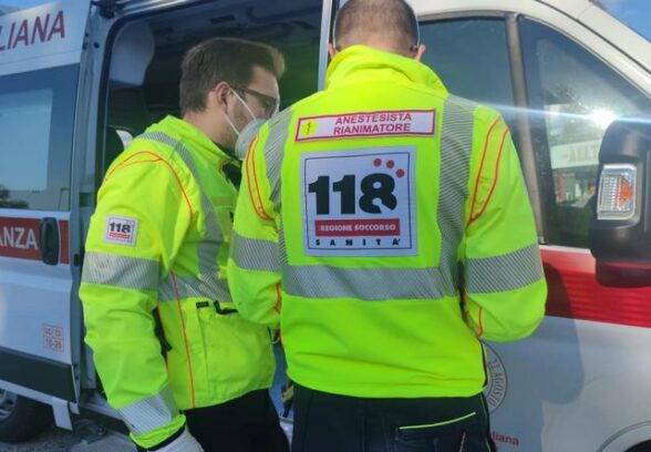 Travolto sulla Pontebbana dopo essere sceso dall’auto in panne: muore a 41 anni