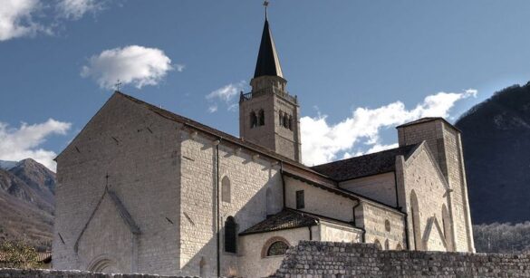 A Venzone una Messa cantata con il coro “Projern Gospel Singers”