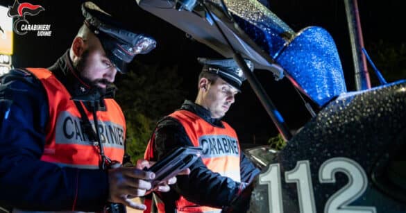 Tolmezzo, gli rubano il portafogli, aggressione in centro