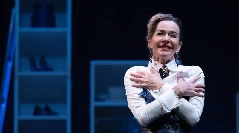 Le serve” con Eva Robin's approda al Teatro della Corte di Osoppo - Studio Nord News