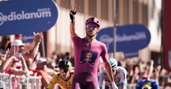 Jonathan Milan strepitoso! Terza vittoria al Giro d’Italia 2024