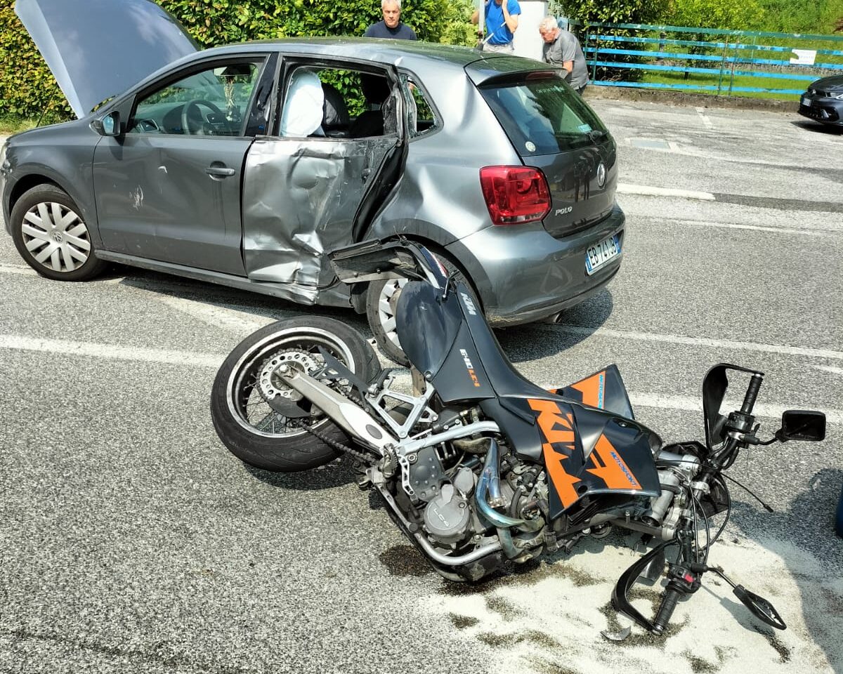 Schianto auto moto a Paluzza, ferito un 29enne - Studio Nord News