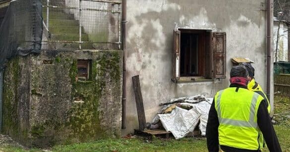 Uomo trovato senza vita a Resia, accertamenti in corso