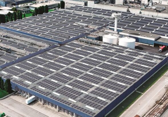 Il mega impianto fotovoltaico della Fantoni di Osoppo installato in tempi record