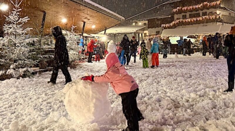 A Forni di Sopra vacanze tra neve fresca, sci, animazione ed escursioni