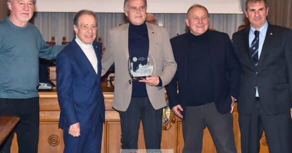 Dagli allenatori friulani il premio alla carriera per Fausto Barburini