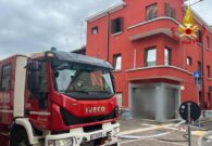 Incendio in un appartamento: trovata senza vita una donna