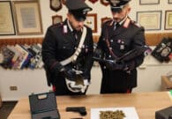 Esplode un colpo con una “scacciacani” e poi fugge, denunciato dai Carabinieri