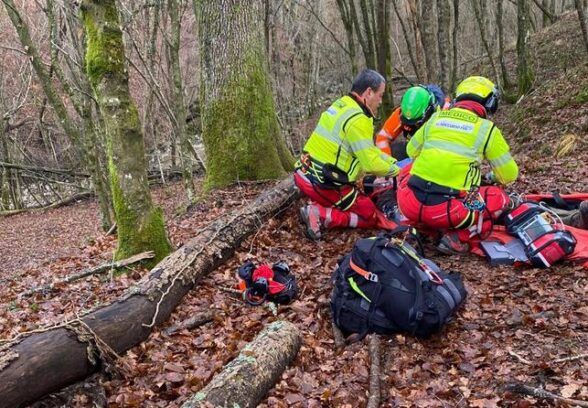 Malore per un cacciatore 75enne, interviene l’elisoccorso