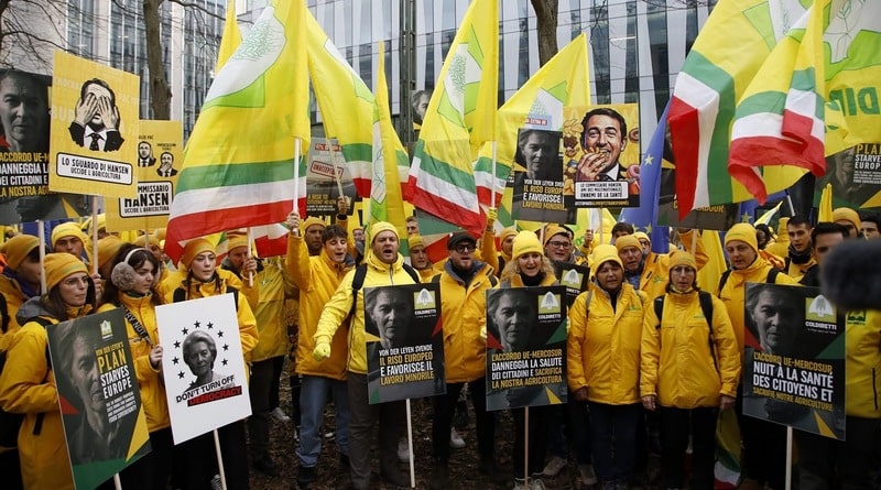 VIDEO – Anche dal Friuli con la Coldiretti a Bruxelles: «Ursula Von der Leyen uccide l’agricoltura»