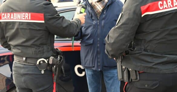 Gemona, perde le staffe al controllo dell’etilometro: 73enne denunciato per oltraggio