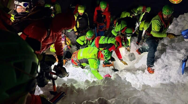 Valanga tra Sauris e la Val Pesarina, muore una persona