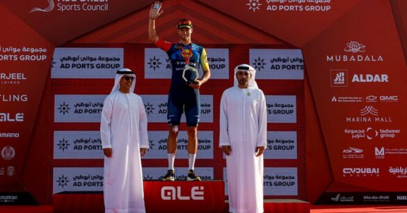 Ciclismo, terzo sprint vincente per Jonathan Milan all’Uae Tour