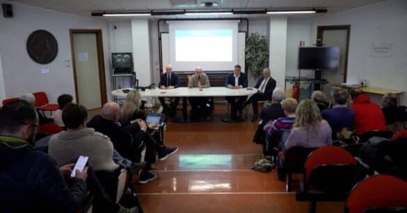 VIDEO – Sanità, incontro a Tolmezzo tra l’assessore regionale Riccardi e i sindaci della Carnia