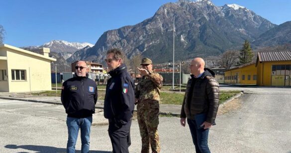 Eventi 50° Terremoto, sopralluogo alla caserma Goi-Pantanali di Gemona