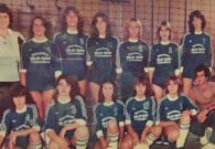 Una mostra omaggia la squadra di pallavolo della Val Resia e la sua allenatrice Frida Tonon