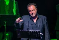 A Forni di Sopra Sebastiano Somma omaggia Dalla e Battisti