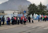 Tolmezzo, i lavoratori della Marelli contro il premio che divide. Alta adesione allo sciopero