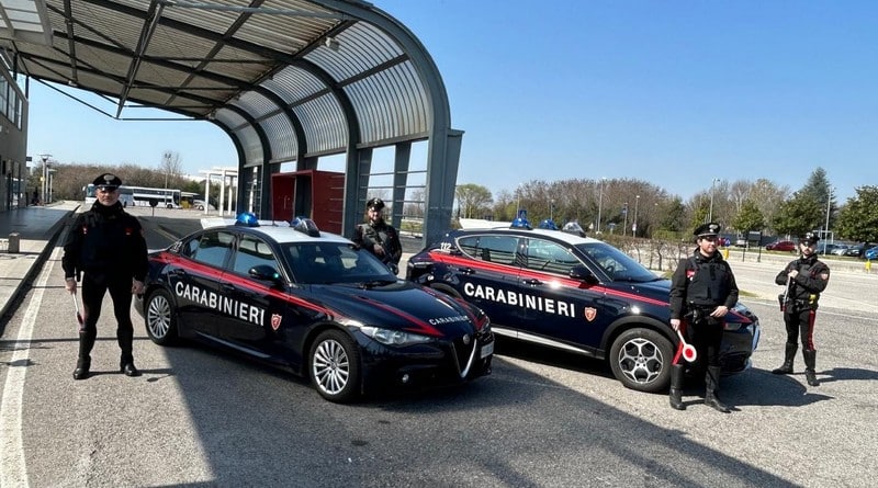 Non si ferma all’alt dei Carabinieri, trentenne denunciato e sanzionato. Sottratti 58 punti dalla patente