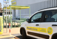 VIDEO – L’auto elettrica si ricarica anche negli sportelli di Poste Italiane