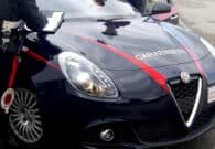 Derubano un anziano al supermercato: bloccate e denunciate due donne