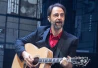 Nerì Marcore racconta Giorgio Gaber sul palco del “Sociale” di Gemona