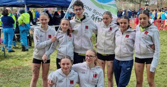 Straulino-Mainardis-Dereani: podio Allieve tutto carnico al Campionato nazionale Csi di corsa campestre