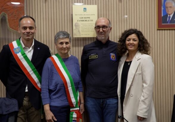 La rinnovata sala consiliare di Buja intitolata a Giuseppe Zamberletti