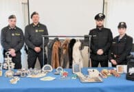 Blitz in un hotel: fermati quattro “Compro Oro” abusivi che promettevano super valutazioni