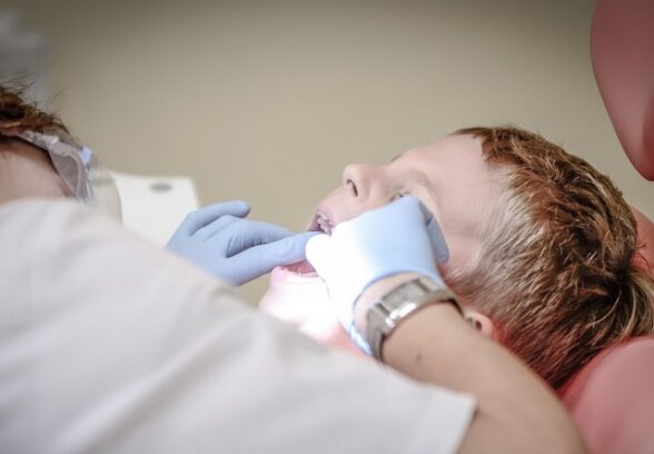 La Commissione Albo Odontoiatri sul dentista abusivo di Udine: «I cittadini segnalino presunti casi»